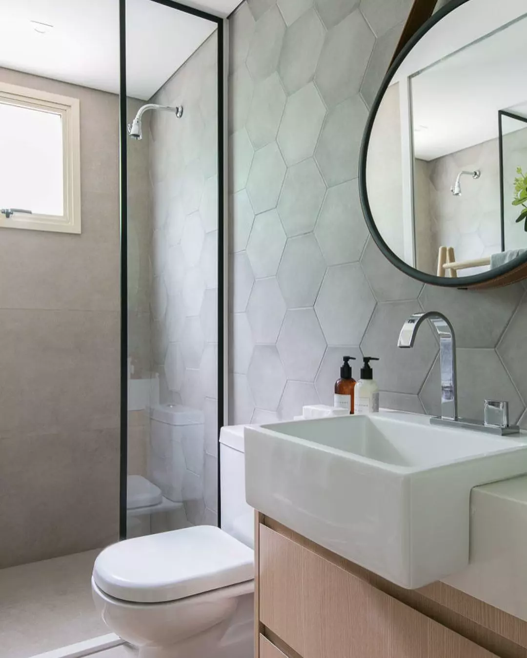 quanto custa reformar banheiro pequeno com hexagonal