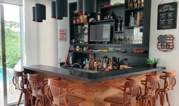 bar de canto vs carrinho de bar qual escolher