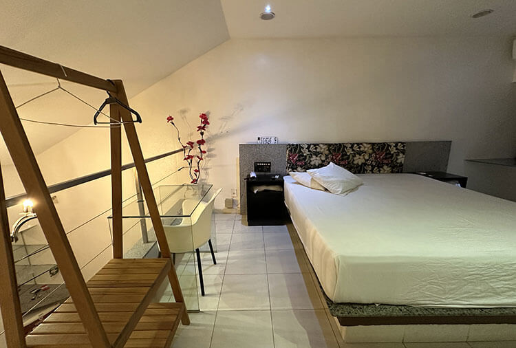 Reservar Motel por WhatsApp: Dicas para Pedidos Especiais e Decorações