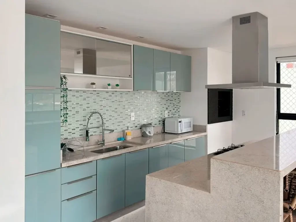 erros comuns ao escolher revestimento de cozinha moderna