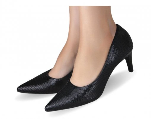 scarpin de bico fino vs scarpin de bico redondo