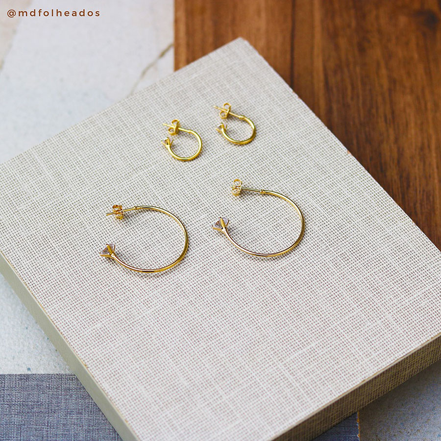 inspiração de looks com semijoias douradas