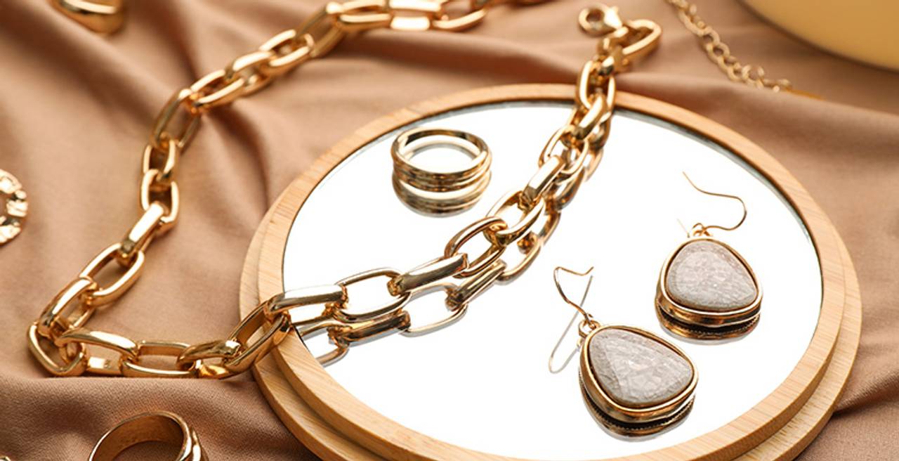 semi joias vs joias folheadas qual a melhor escolha