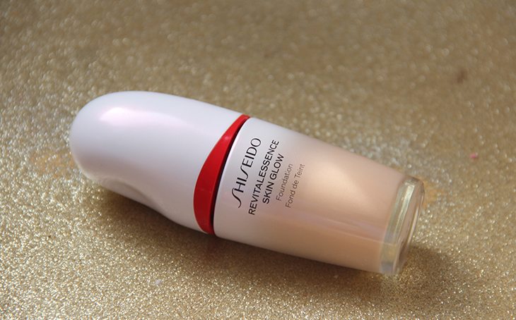 5 ideias de títulos:
1. Guia Completo: Bases Shiseido para Cada Tipo de Pele
2. Shiseido Synchro Skin: A Tecnologia por Trás da Pele Perfeita
3. Revitalessence vs. Synchro Skin: Qual Base Shiseido é Ideal para Você?
4. Dicas de Aplicação: Como Usar sua Base Shiseido para um Acabamento Impecável
5. Shiseido Future Solution LX: O Luxo em Cuidados com a Pele