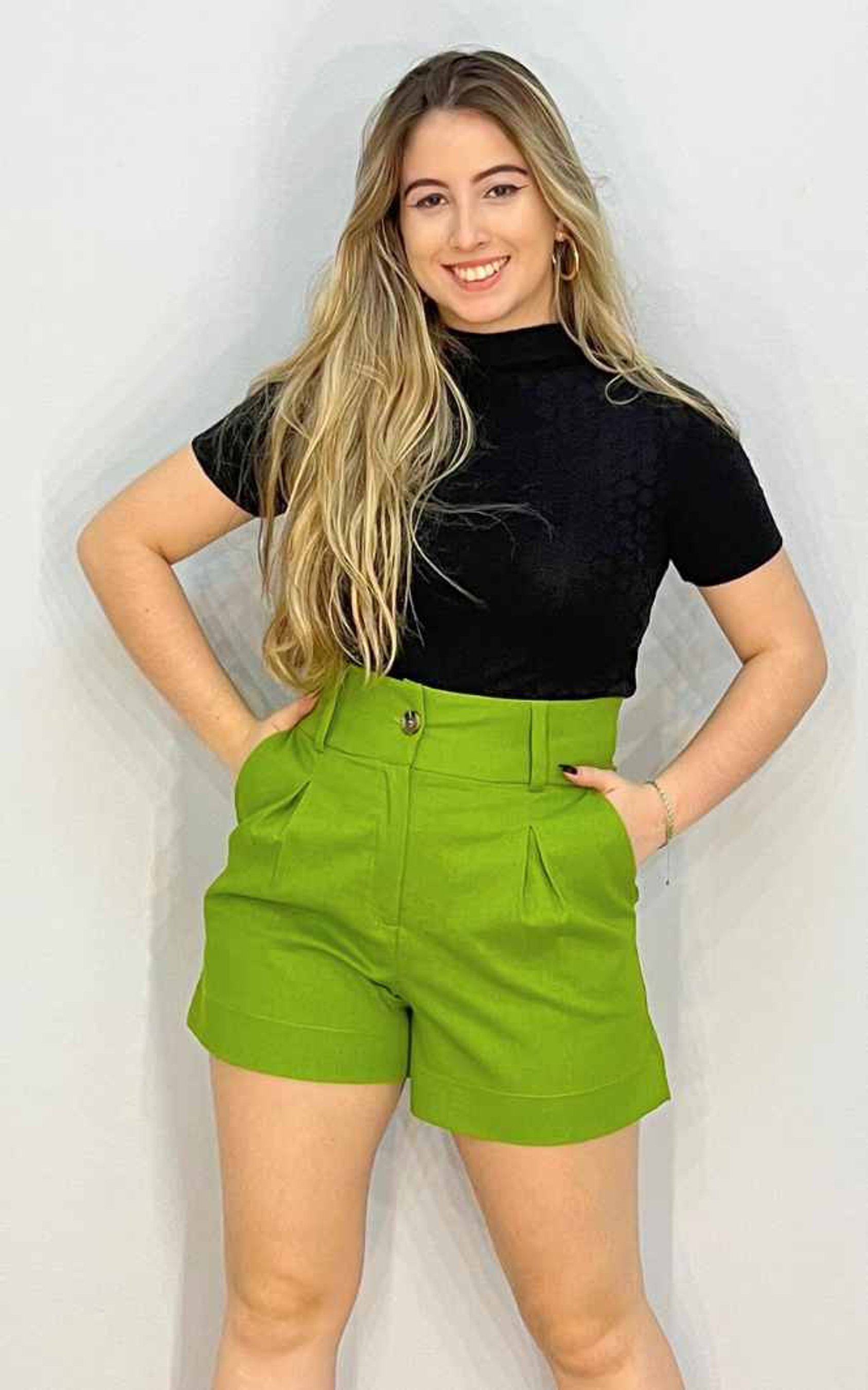 short feminino plus size