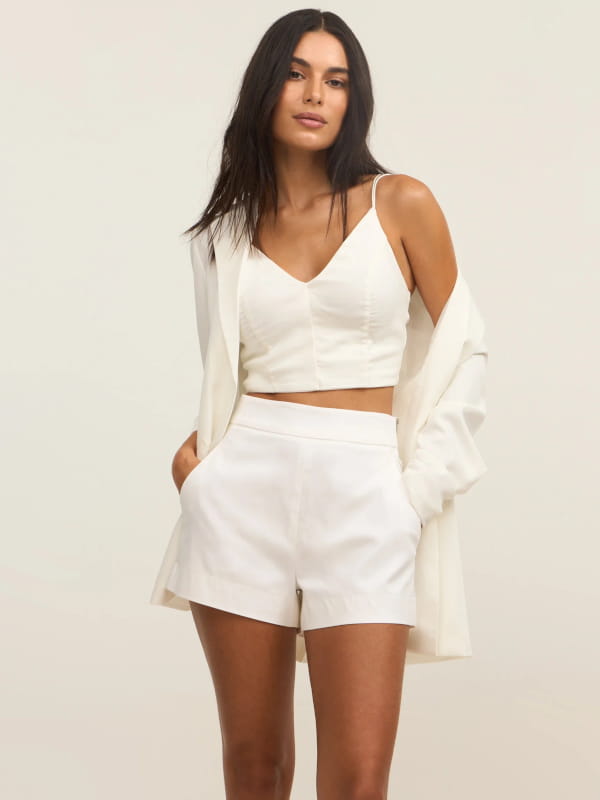 melhores shorts brancos femininos para o verão