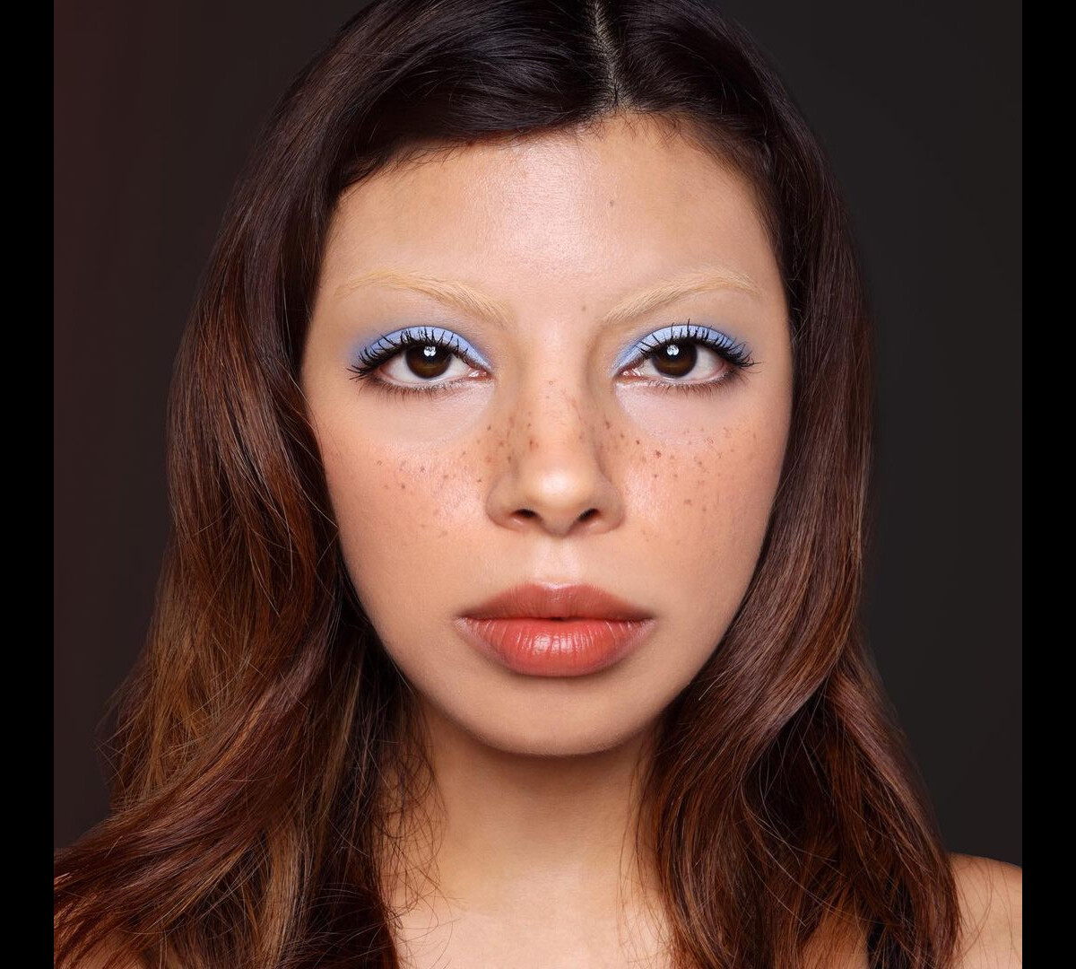 Tintura Semipermanente para Sobrancelhas: Guia de Aplicação