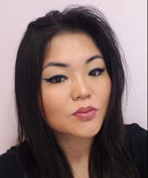 sobrancelha oriental