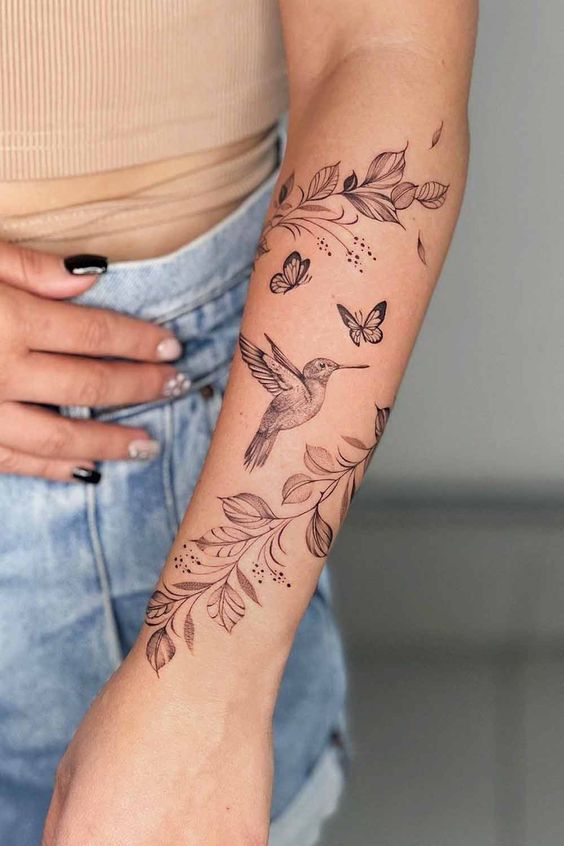 tatuagem feminina braço