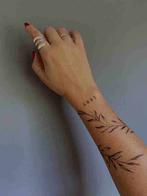 tatuagem feminina braço