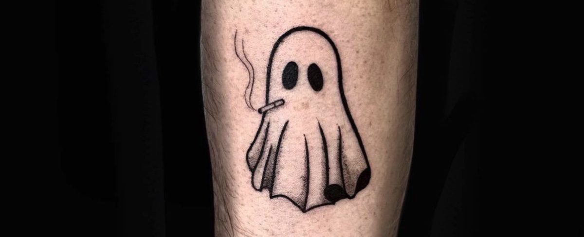 Preto e Roxo em Tatuagens de Halloween