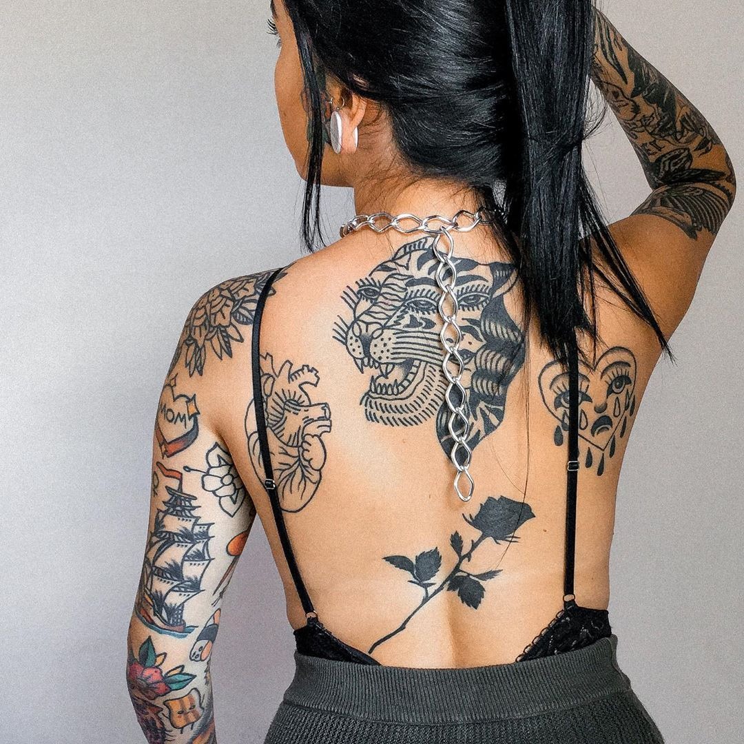 tatuagem feminina fineline vs minimalista qual escolher