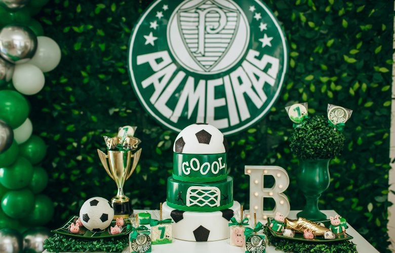 tema de aniversário feminino com inspiração em hobbies