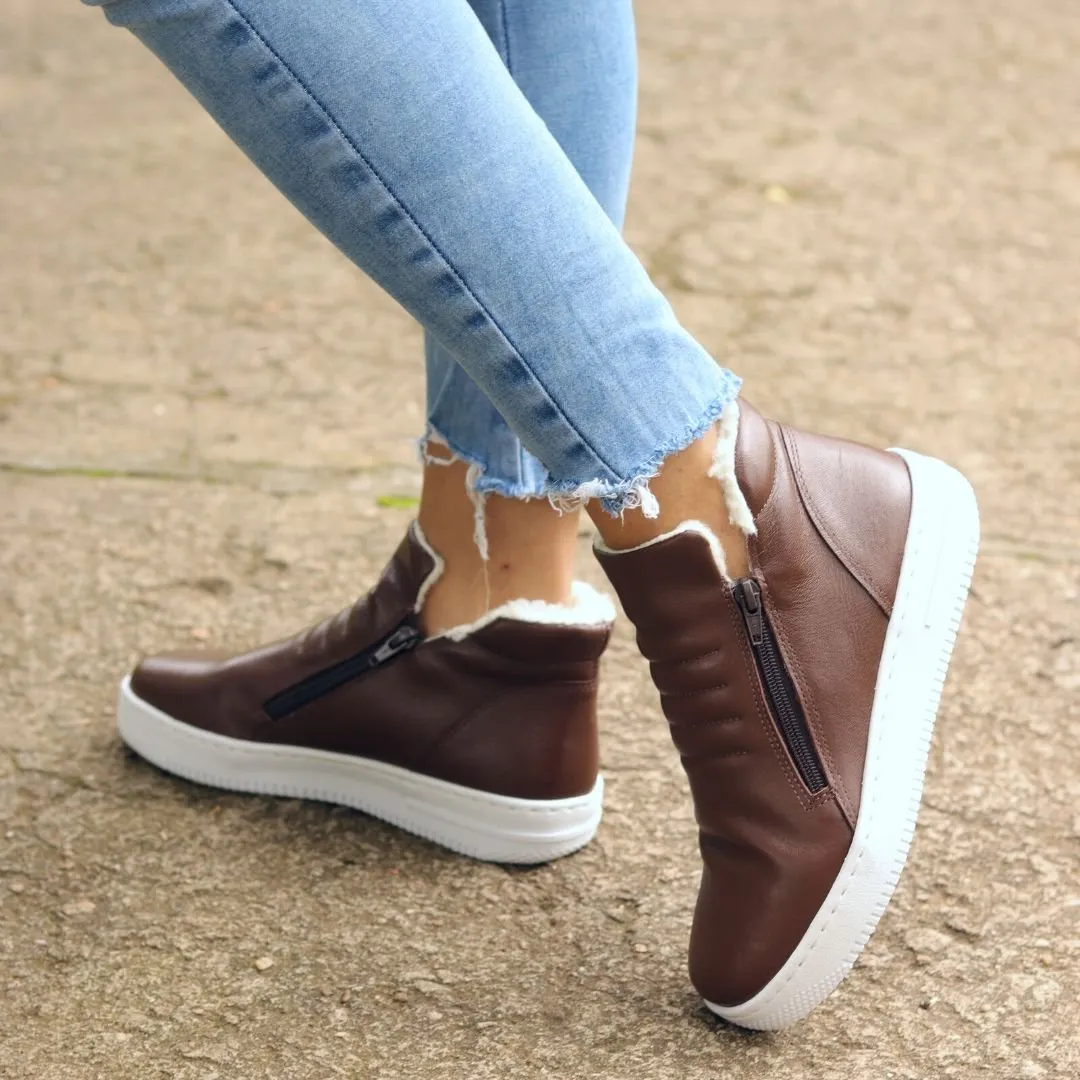 Tênis botinha feminino confortável