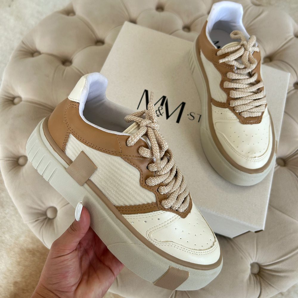 Tênis branco feminino sem cadarço