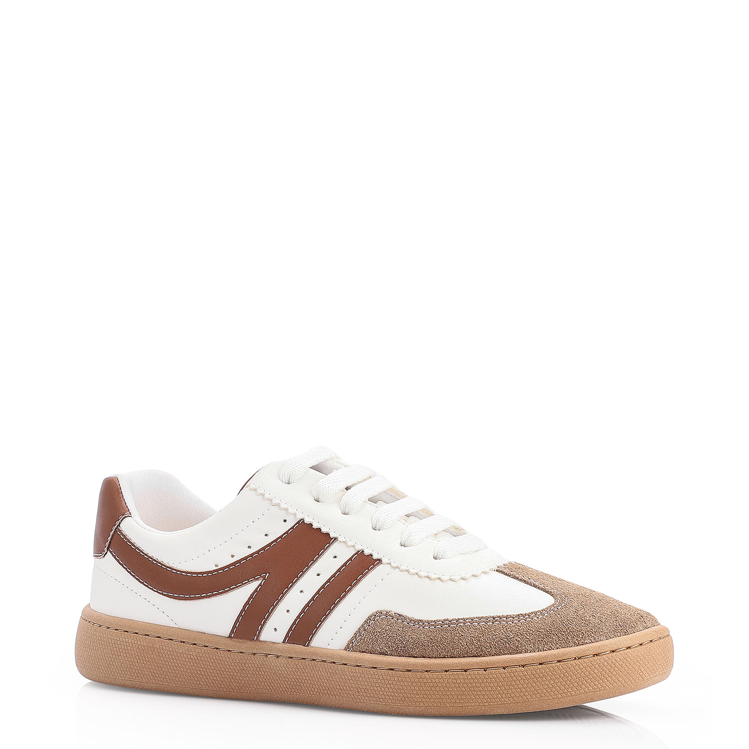 Inspiração de Looks: 10 Maneiras de Usar Seu Tênis Marrom Feminino