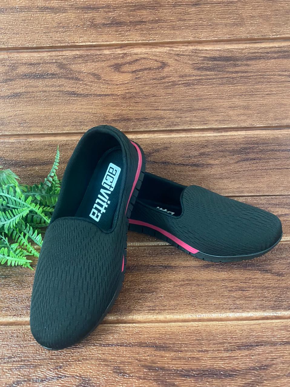 Tênis slip on feminino calce fácil