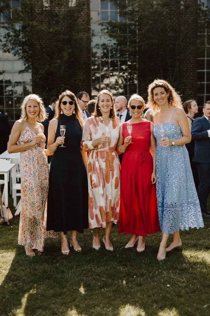 esporte fino feminino vs. passeio completo: qual a diferença?