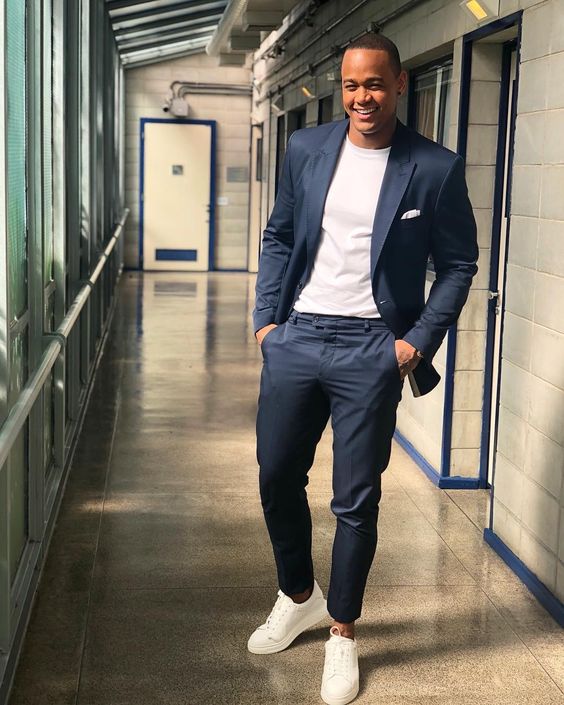 Acessórios Essenciais para Complementar seu Traje Social