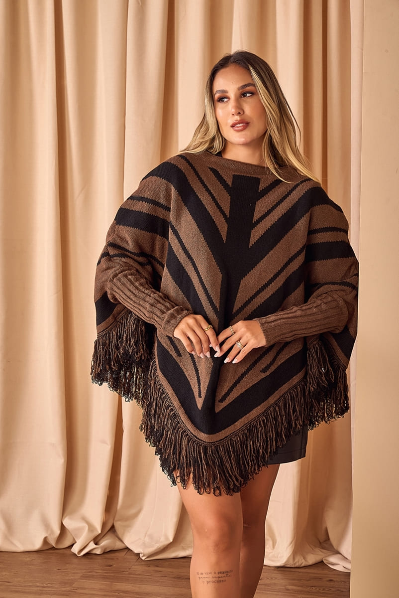 DIY Poncho: Passo a Passo para Criar sua Peça Única em Casa