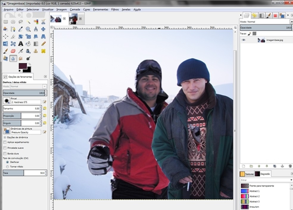 uma montagem e incluir pessoas em fotos