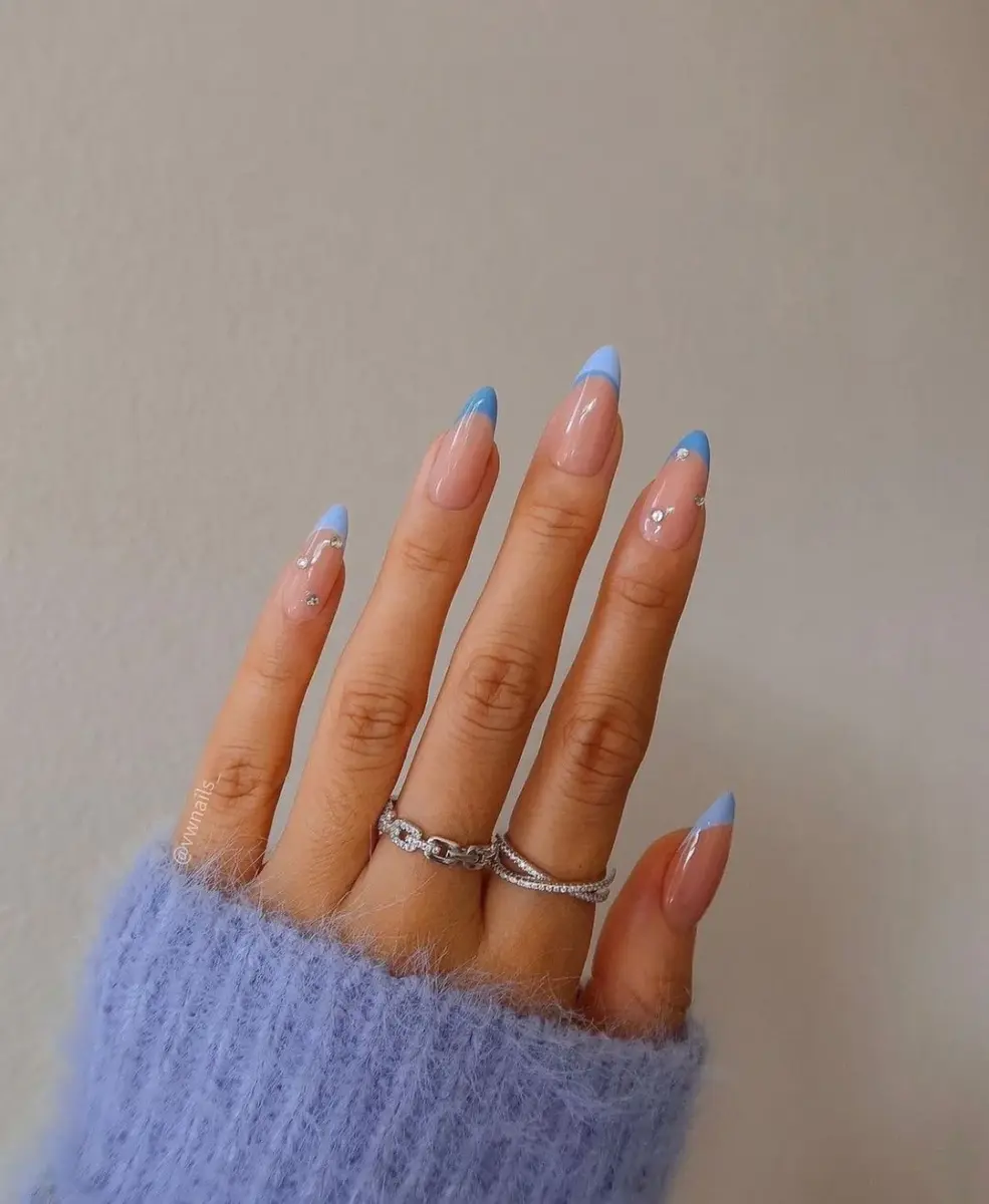 5 ideias de títulos para posts sobre unhas azul bebê:
1. Unhas Azul Bebê: A Tendência de 2025 que Você Precisa Conhecer
2. Decorações Incríveis com Unhas Azul Bebê: Inspire-se!
3. Como Combinar Unhas Azul Bebê: Dicas de Looks e Cores
4. Unhas Postiças Azul Bebê: Praticidade e Estilo para Suas Mãos
5. Baby Blue Nails: O Guia Completo da Tendência de Unhas para 2025