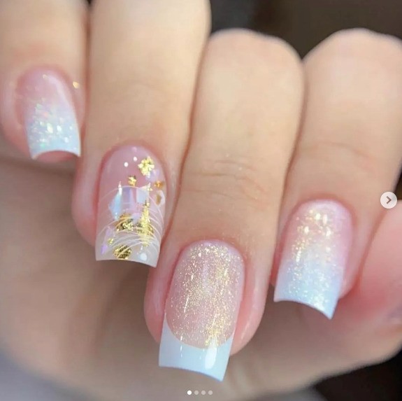 unha em gel decorada minimalista