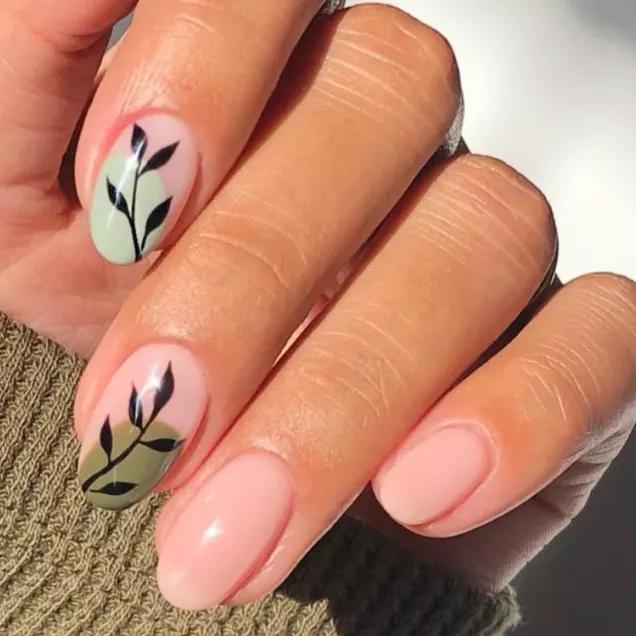 erros comuns ao fazer unhas decoradas em casa