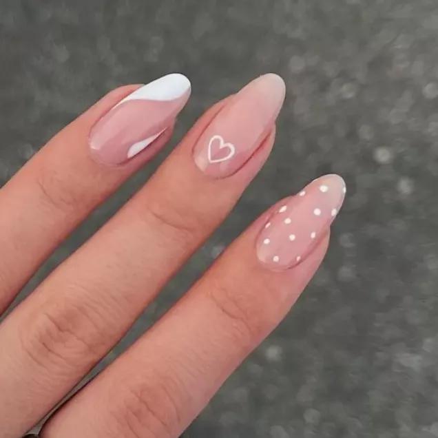 Decorações Minimalistas para Unhas em Gel: Elegância e Discrição