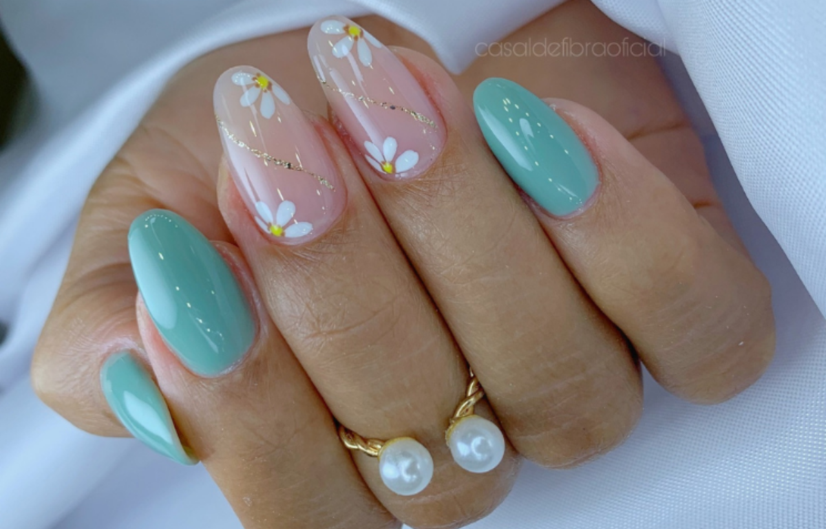 Baby Boomer e Micro-Francesinha: Técnicas para Unhas em Gel Sofisticadas