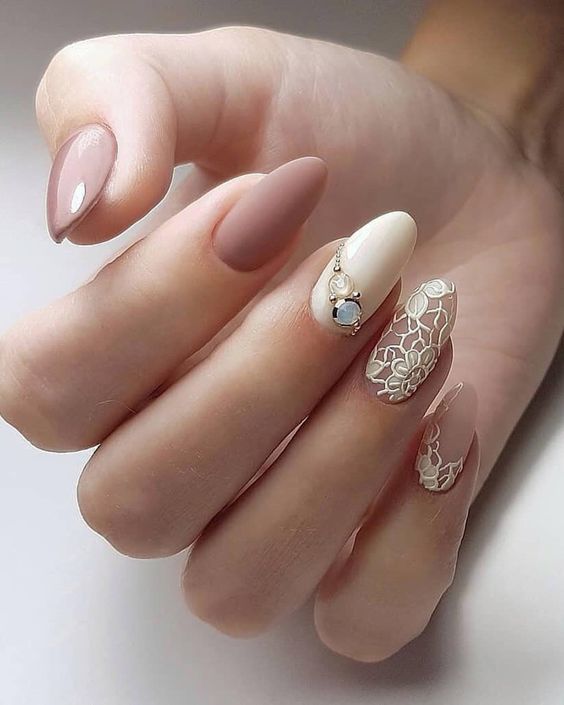 Alongamento de Unhas para Noivas: Gel ou Fibra de Vidro? Qual o Melhor?
