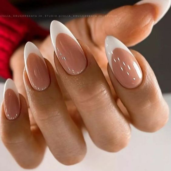 A Psicologia por Trás do Formato das Unhas: O Que Suas Unhas Dizem Sobre Você?