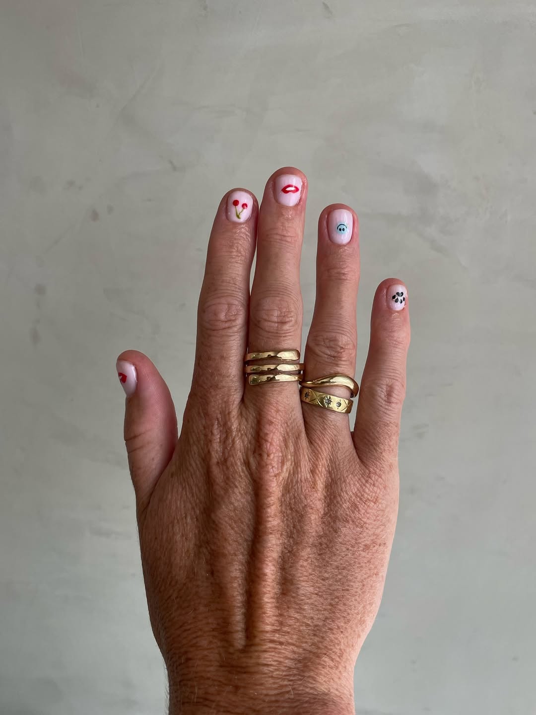 rotina de cuidados com unhas