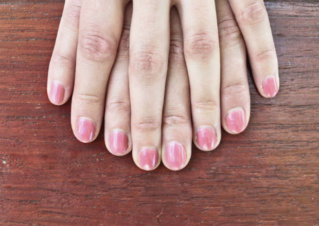 Como escolher o melhor removedor de esmaltes para suas unhas