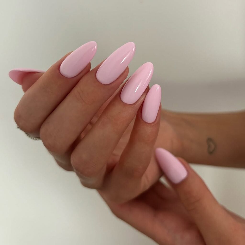 cuidados com unhas claras