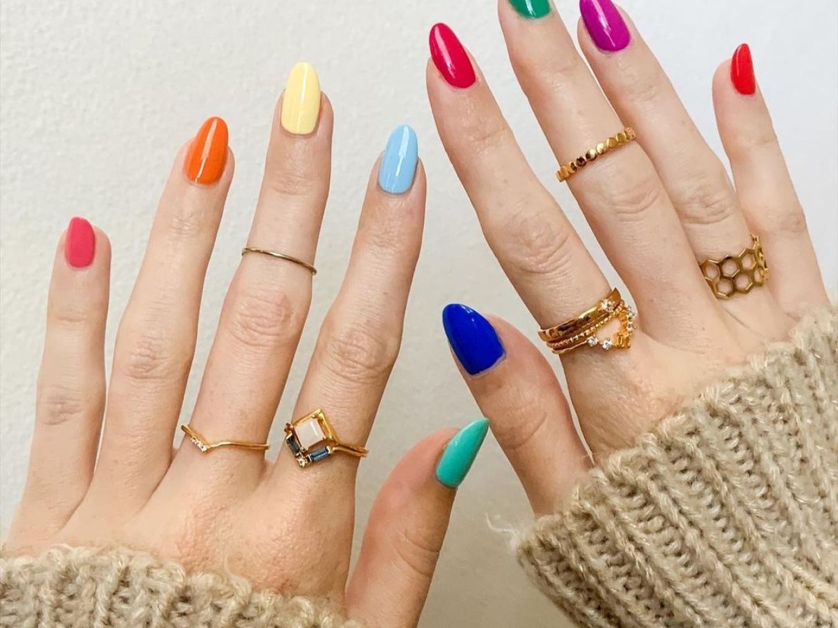 unhas coloridas moda