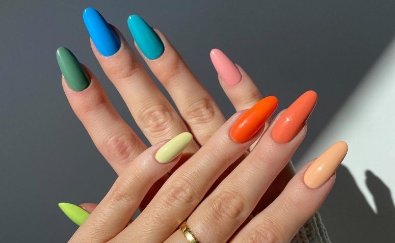 unhas coloridas moda