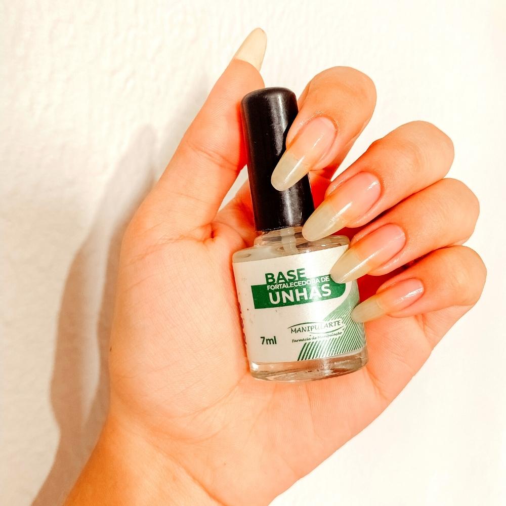 unhas com base