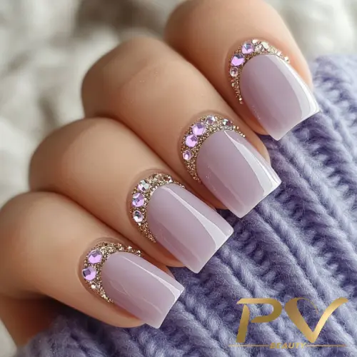 Unhas com Pedrarias 2025: Tendências e Inspirações para Arrasar