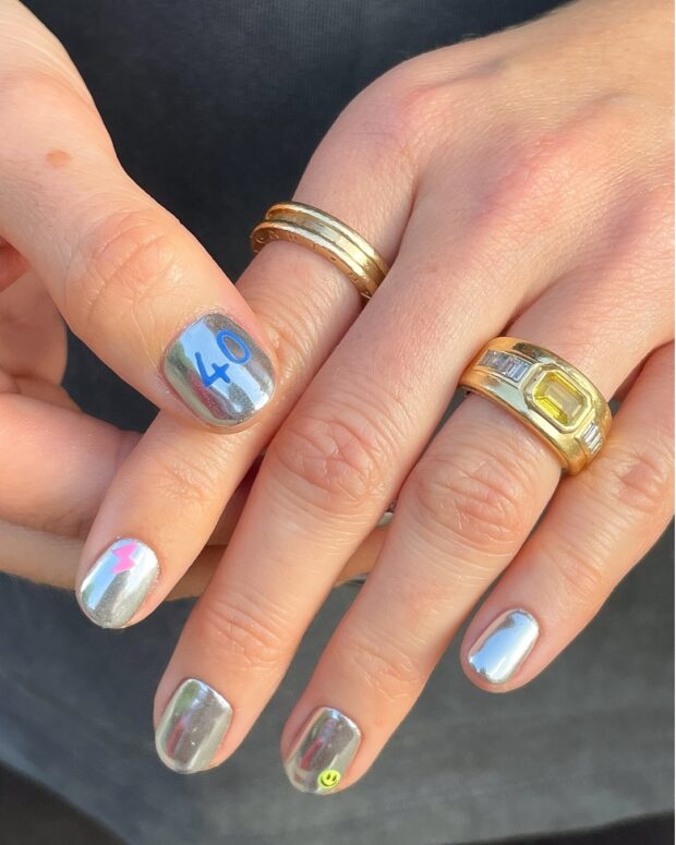 tendências unhas curtas 2026