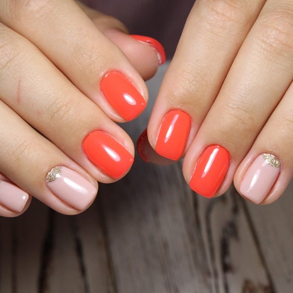 unhas curtas delicadas e elegantes
