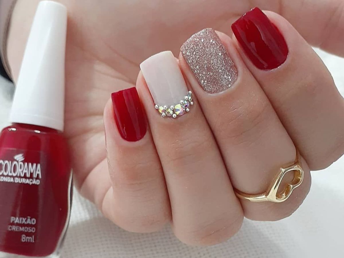 unhas curtas minimalistas e chiques