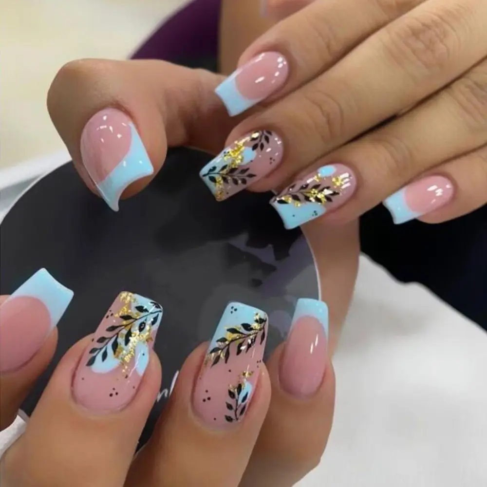 Tendências de unhas decoradas para 2025-2026: o que está em alta?