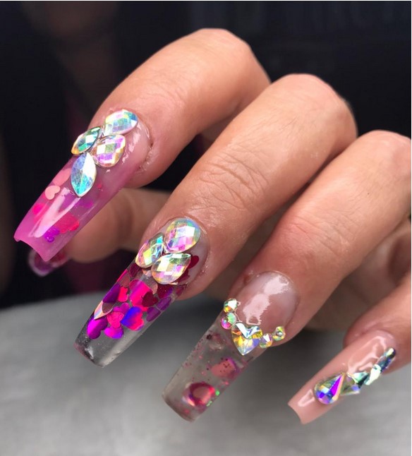 As Cores de Esmalte Neon Mais Icônicas dos Anos 80