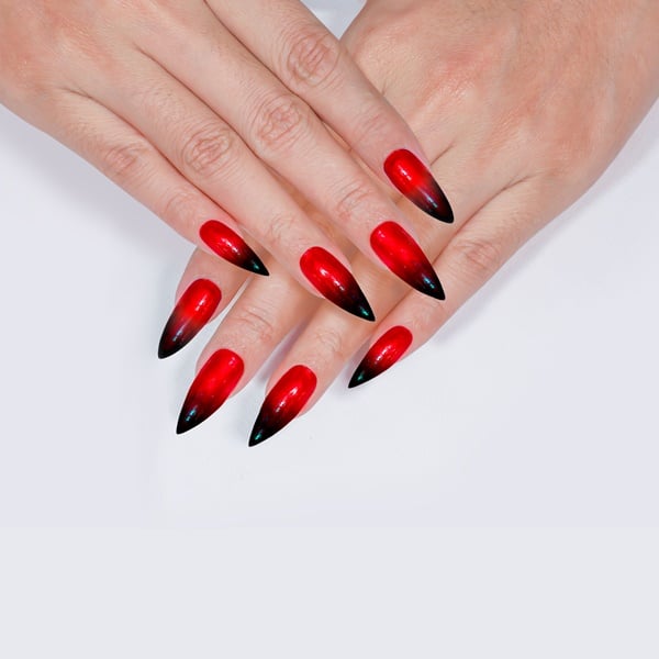 Alongamento em Gel vs. Fibra de Vidro para Nail Arts Extravagantes