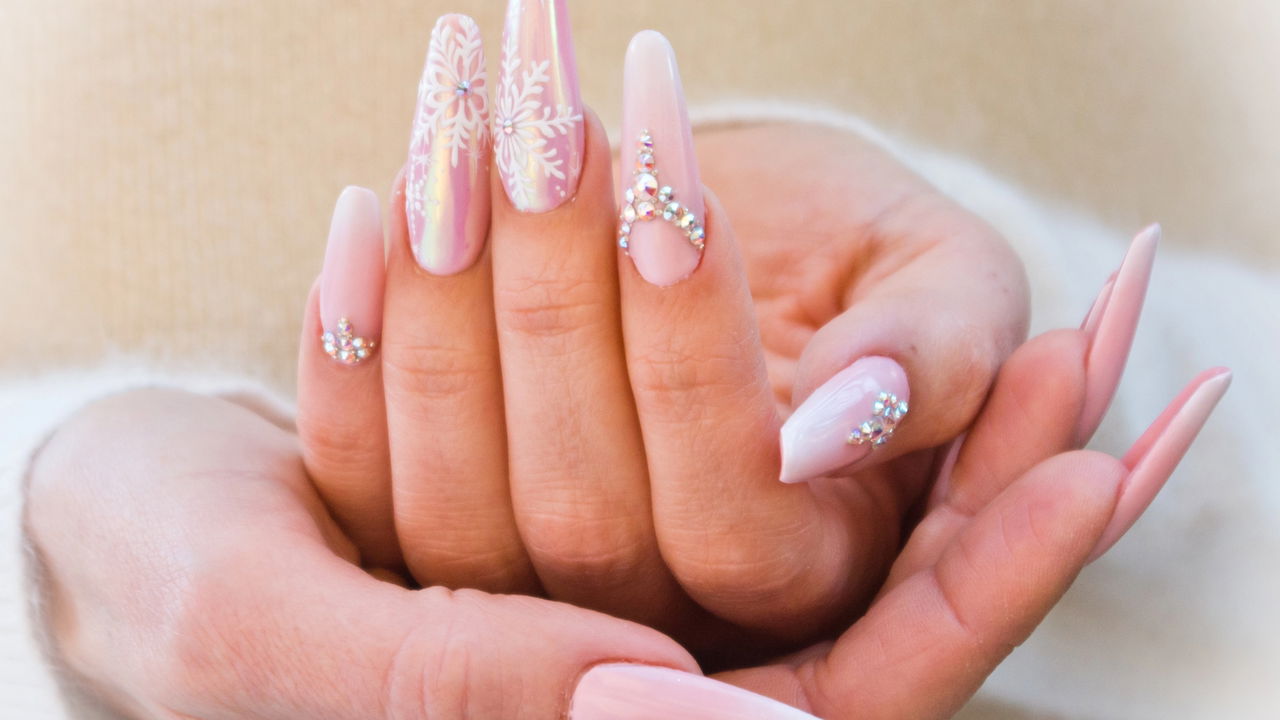 Nail Art 3D e Aplicações: Dicas para um Visual Ousado e Moderno