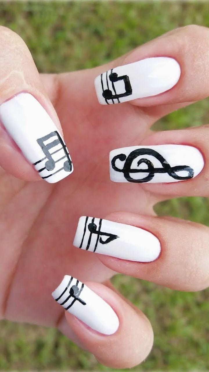 Tutoriais de Nail Art Musical Fácil para Iniciantes