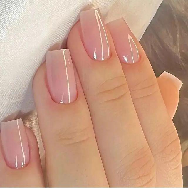 unhas curtas e elegantes