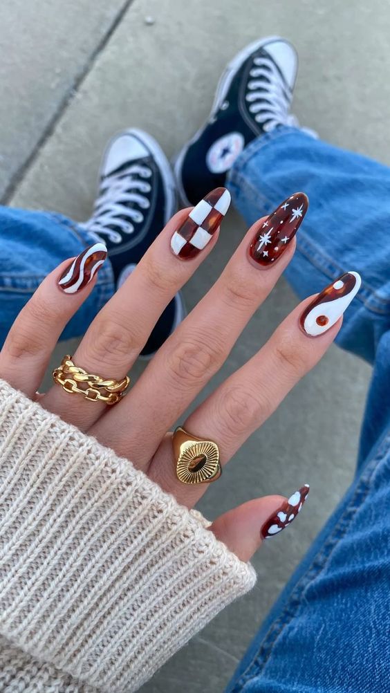 Cores de esmalte que rejuvenescem as mãos: dicas e tendências