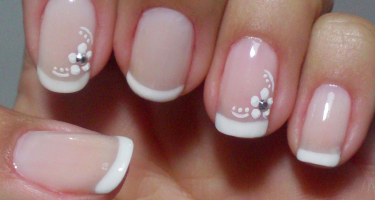 unhas francesinhas